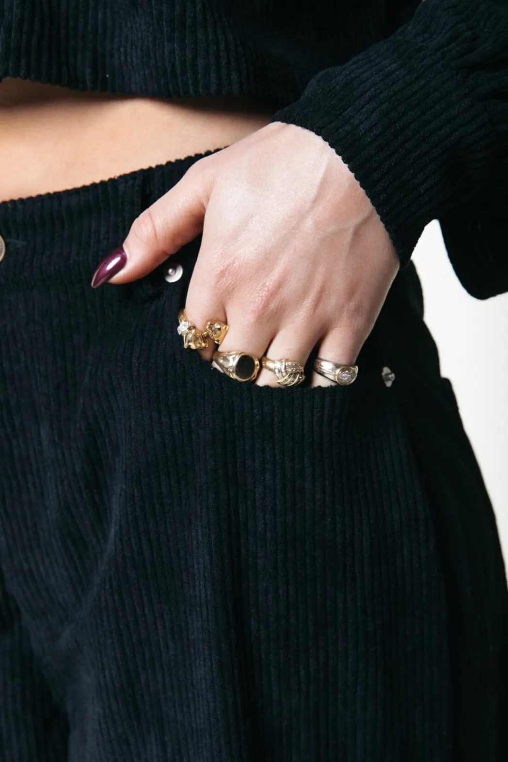 Hot Colourful Rebel Gaias Corduroy Pants | Black