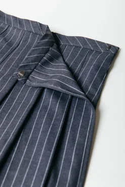 Hot Colourful Rebel Shaline Pinstripe Pleated Skirt | Dark Anthracite Darkanthracite